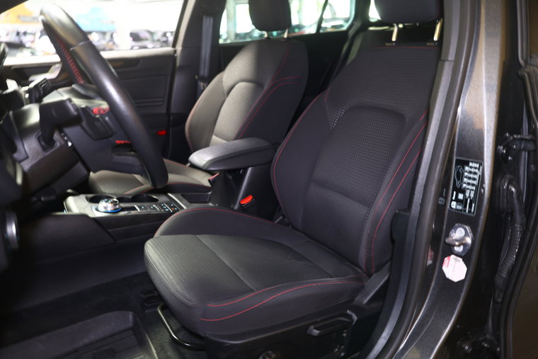 Vehicle Image 33