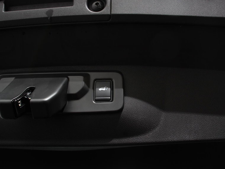 Vehicle Image 39