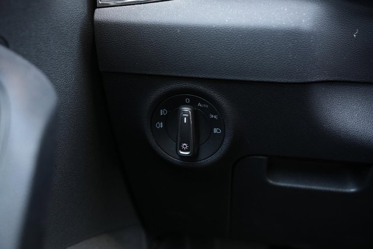 Vehicle Image 26