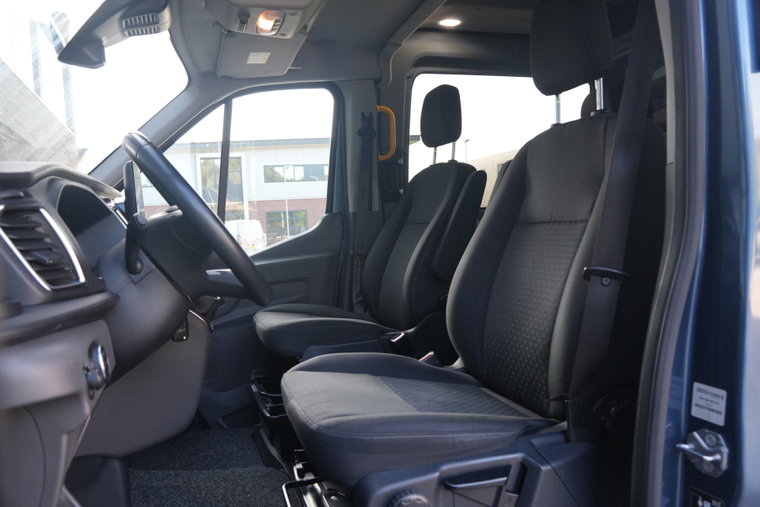 Vehicle Image 18
