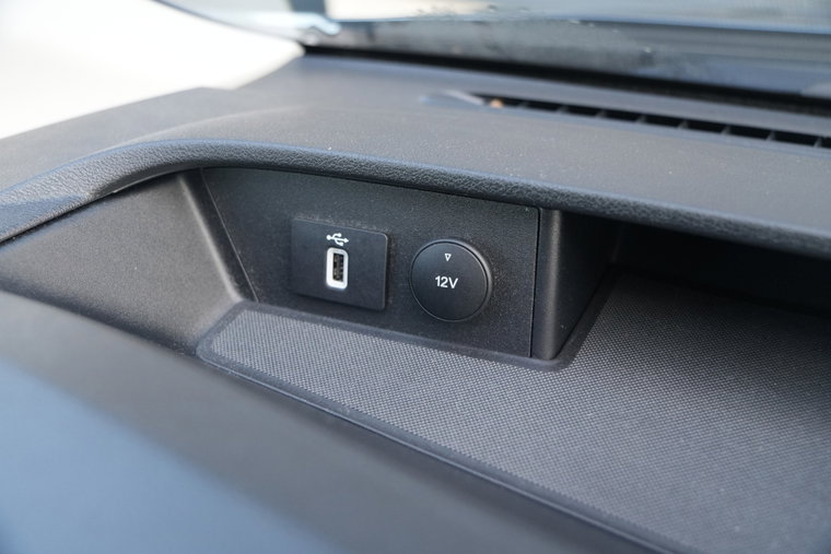 Vehicle Image 33