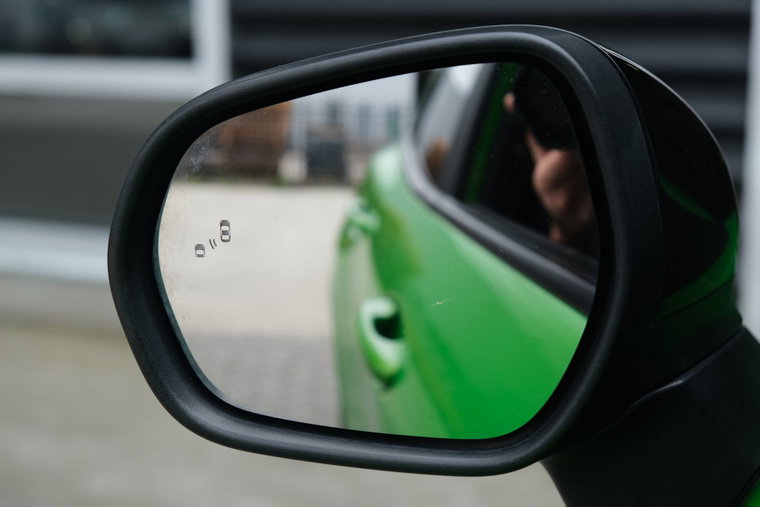 Vehicle Image 36