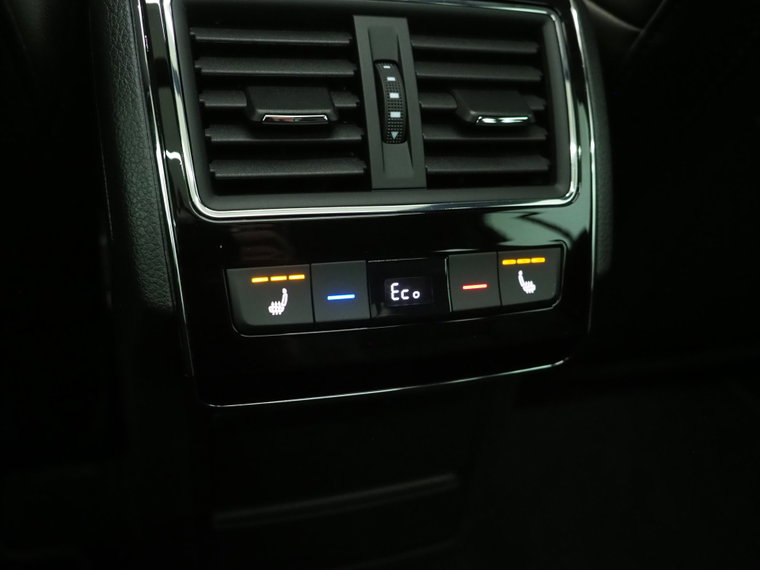 Vehicle Image 39