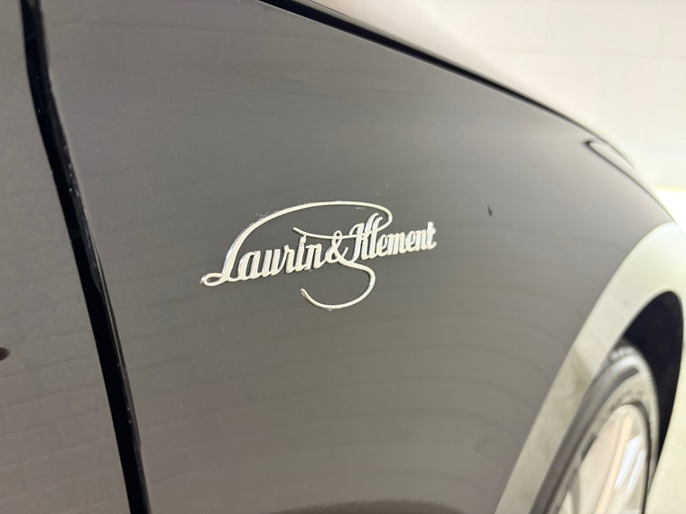 Vehicle Image 40