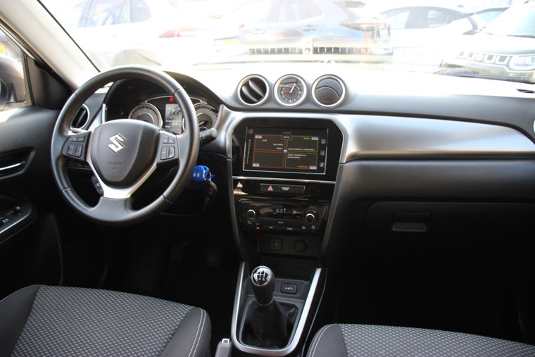 Vehicle Image 7