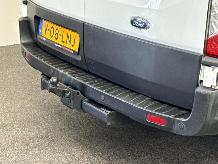 Vehicle Image 28