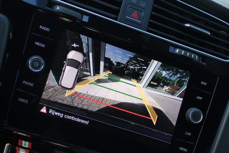 Vehicle Image 11