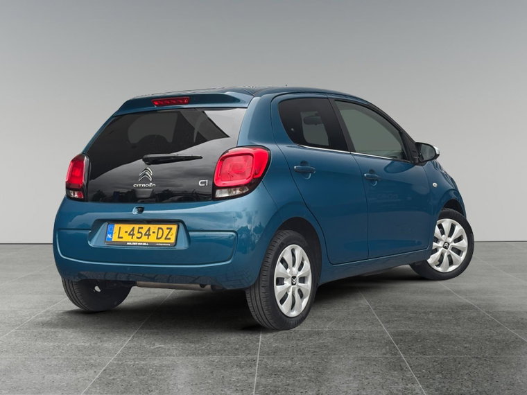 Vehicle Image 6
