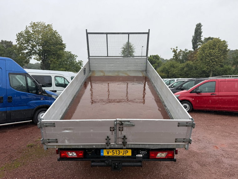 Vehicle Image 17