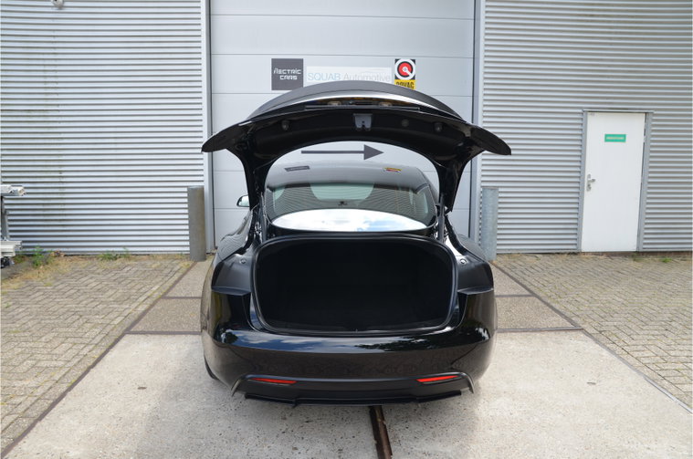 Vehicle Image 35