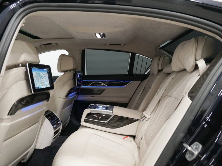 Vehicle Image 50
