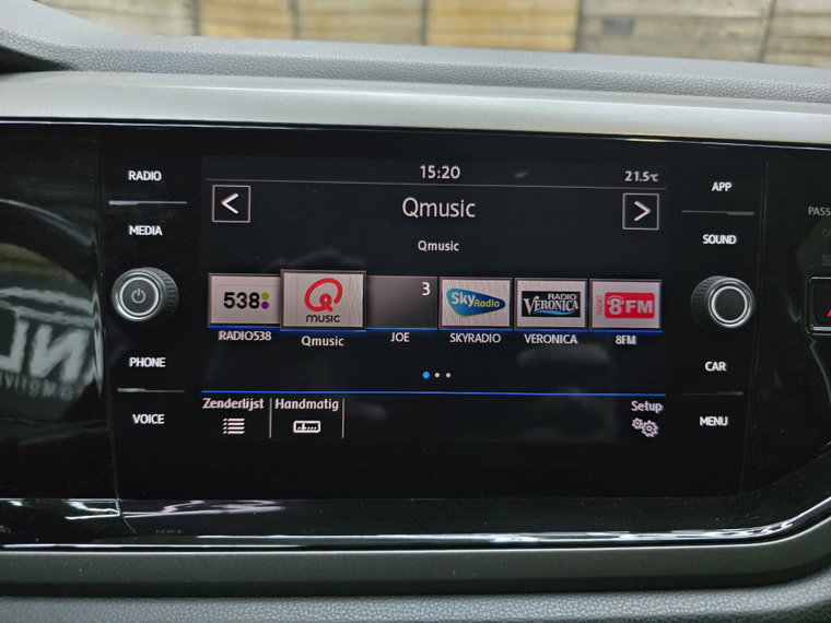 Vehicle Image 15