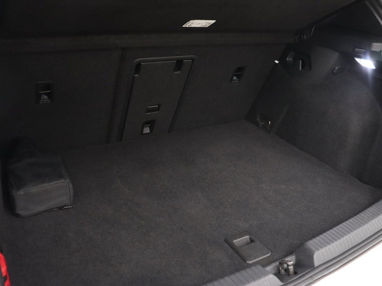 Vehicle Image 27