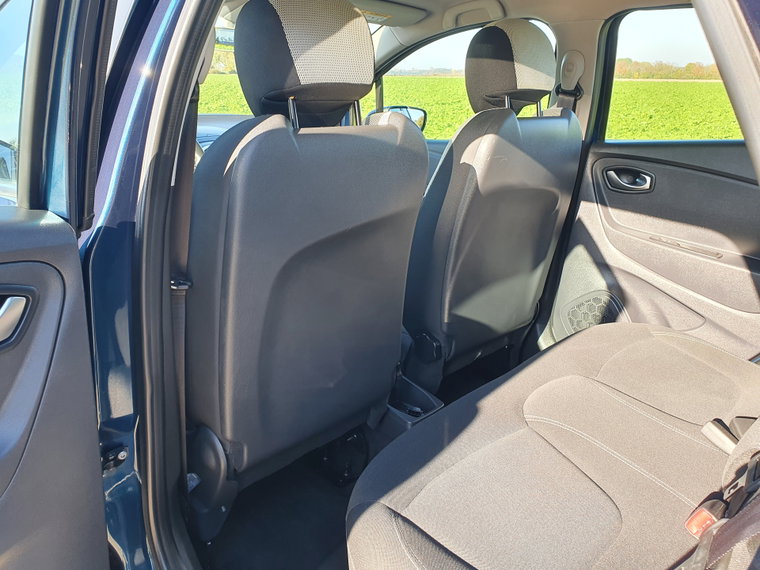 Vehicle Image 28