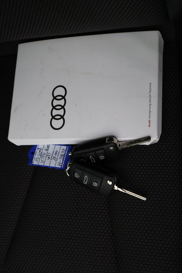 Vehicle Image 39