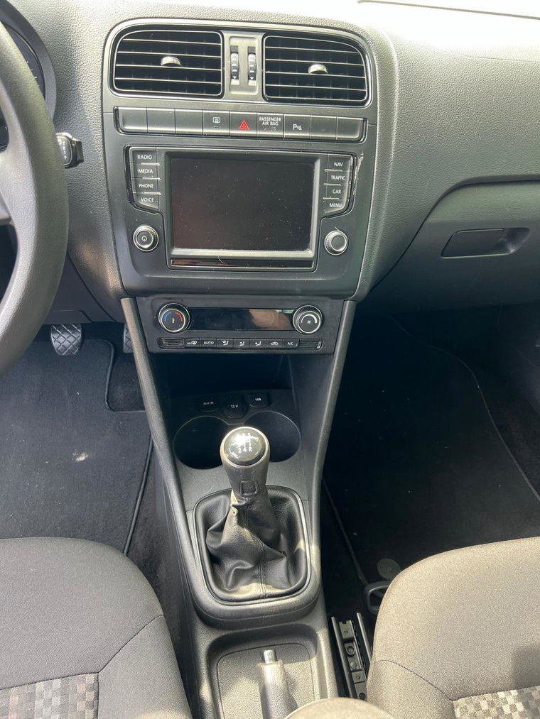 Vehicle Image 20