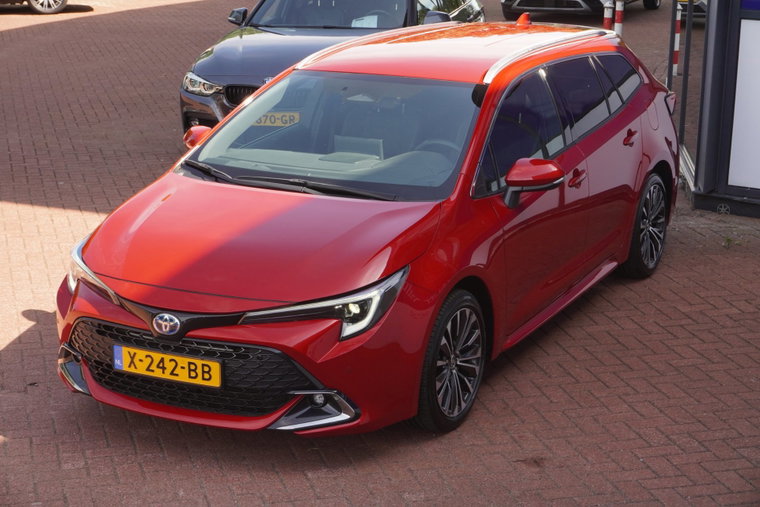 Vehicle Image 12
