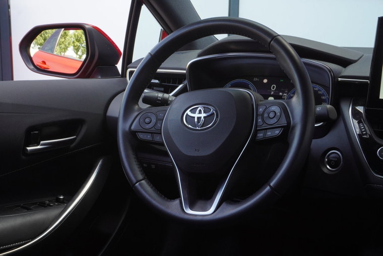 Vehicle Image 11