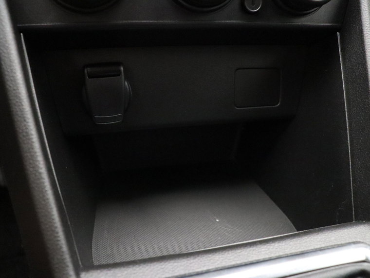 Vehicle Image 26