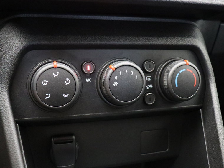 Vehicle Image 27