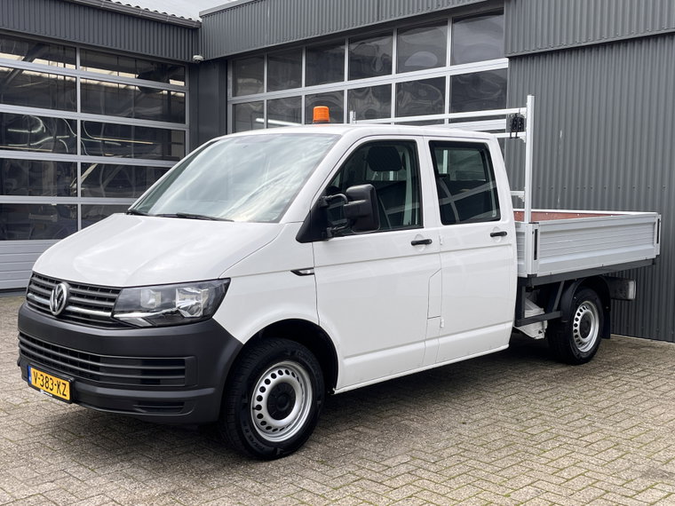 Vehicle Image 28