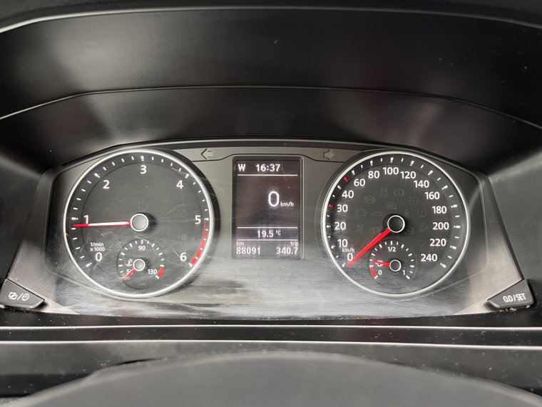 Vehicle Image 38