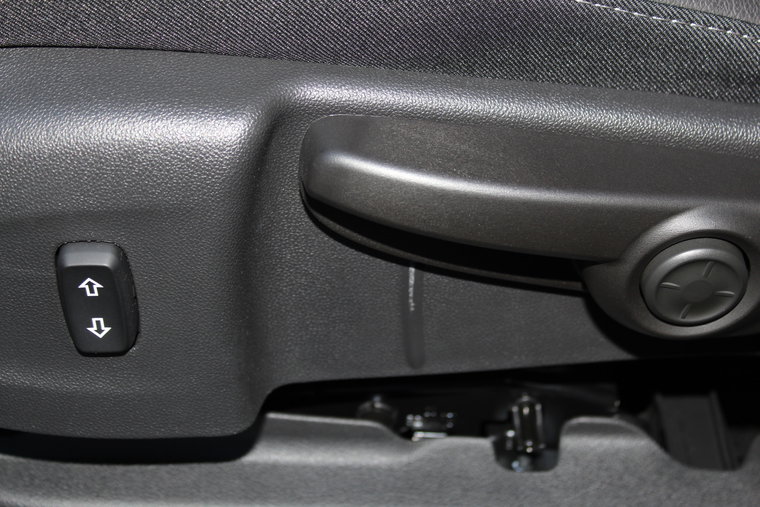 Vehicle Image 35