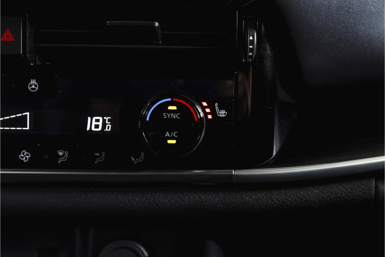 Vehicle Image 35