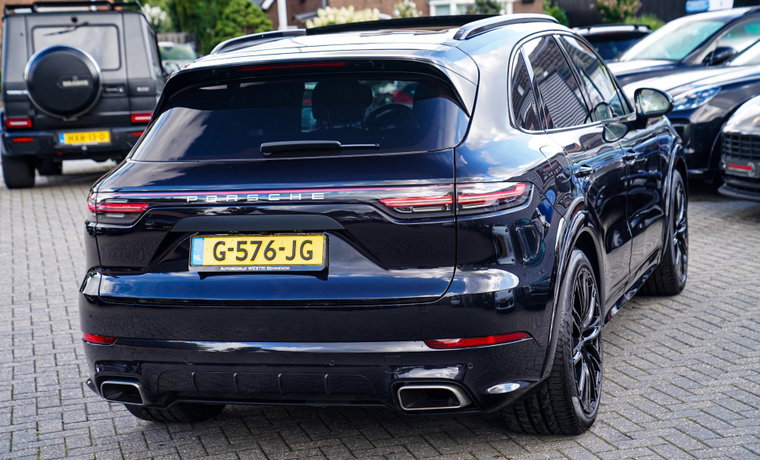 Vehicle Image 18