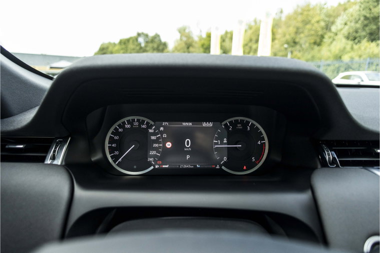 Vehicle Image 26