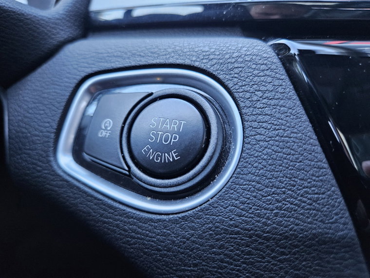 Vehicle Image 34
