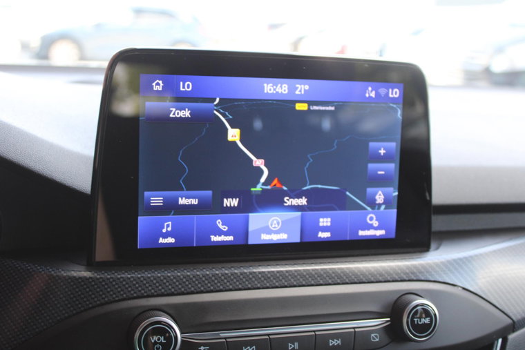 Vehicle Image 13