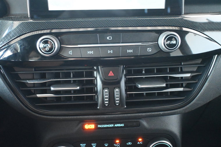 Vehicle Image 33