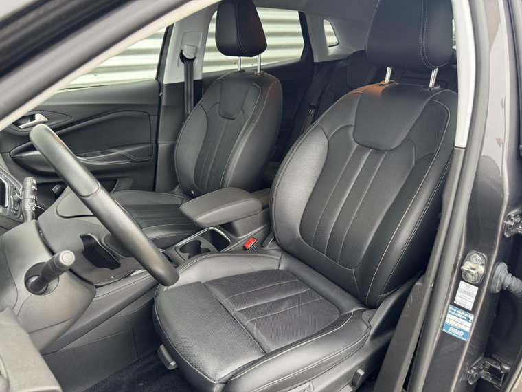 Vehicle Image 22