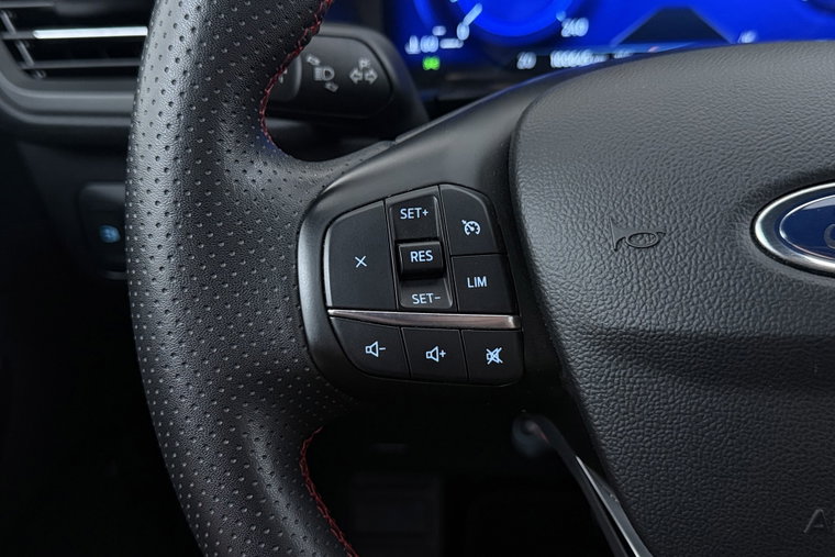 Vehicle Image 34