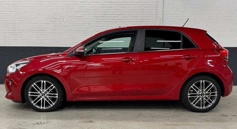 Vehicle Image 7