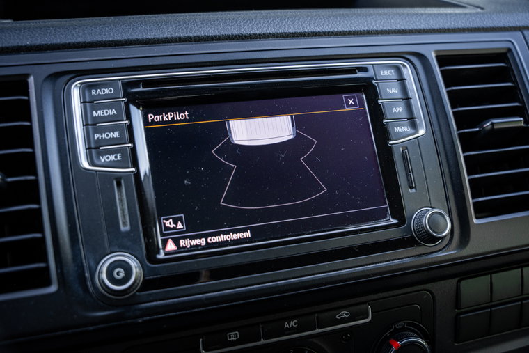 Vehicle Image 18