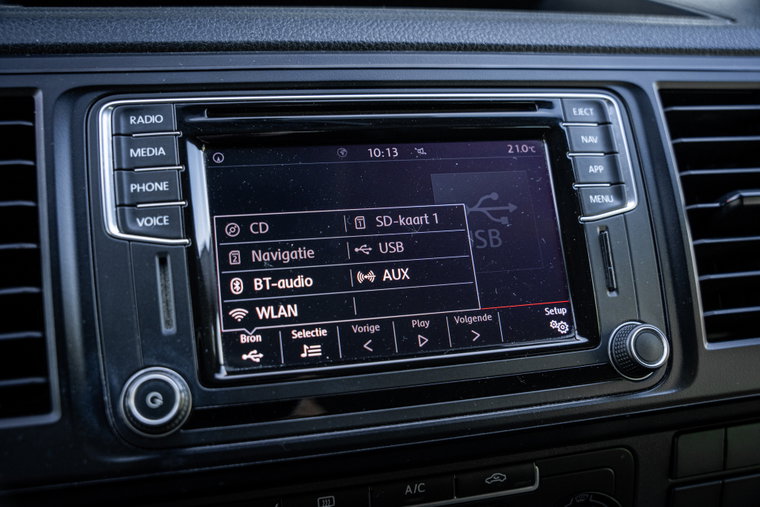 Vehicle Image 19