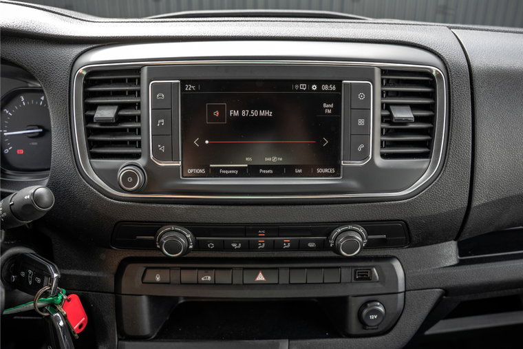 Vehicle Image 21