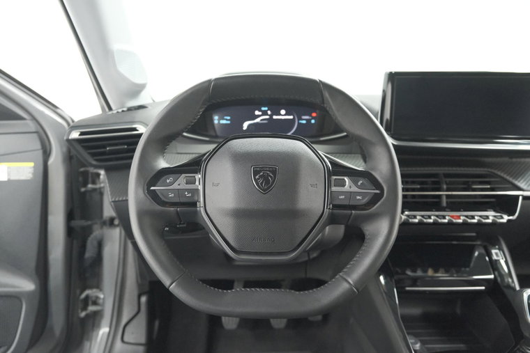 Vehicle Image 29