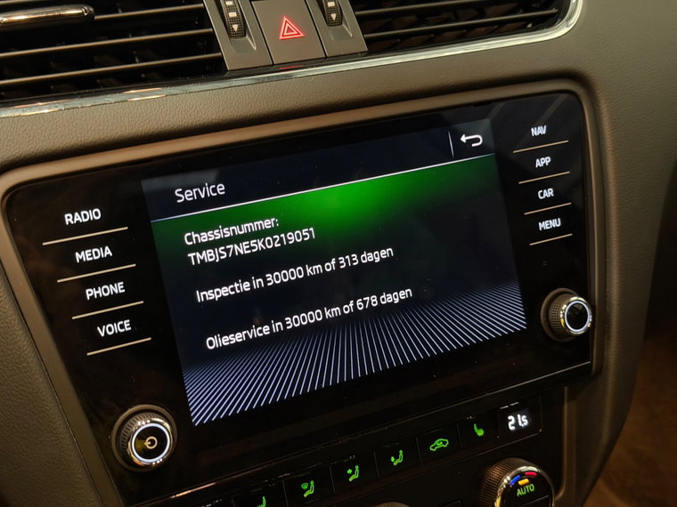 Vehicle Image 35