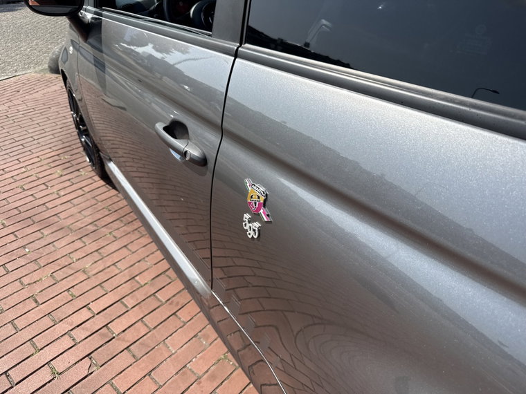 Vehicle Image 31