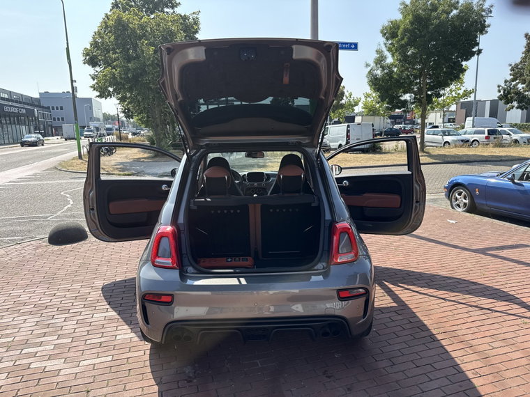 Vehicle Image 39
