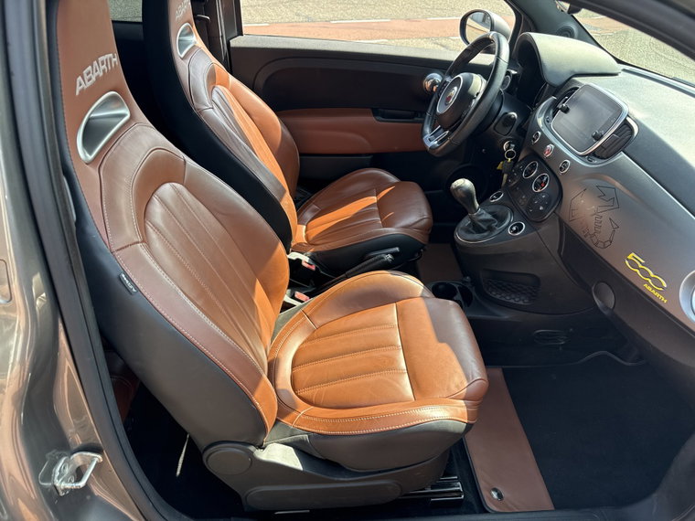 Vehicle Image 45