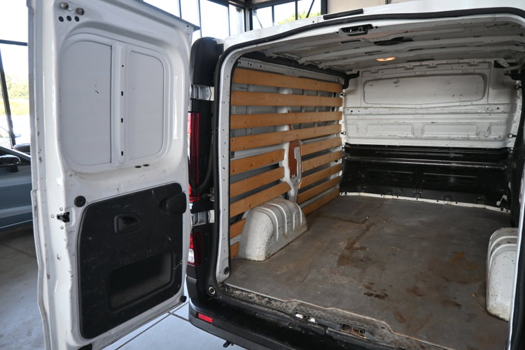 Vehicle Image 20