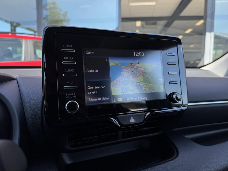 Vehicle Image 21
