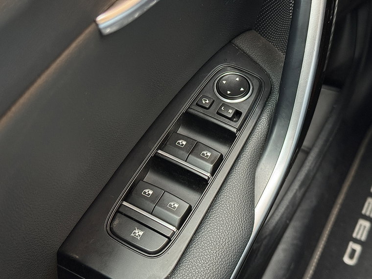 Vehicle Image 33