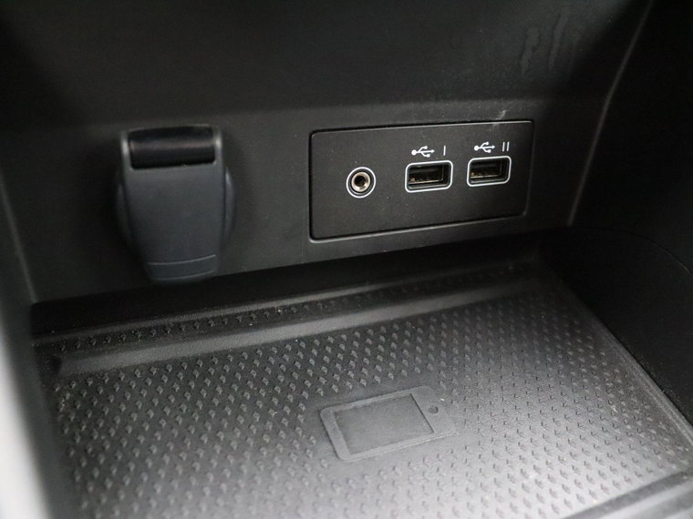 Vehicle Image 27
