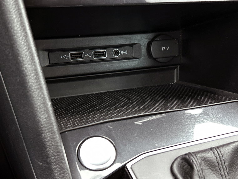 Vehicle Image 26