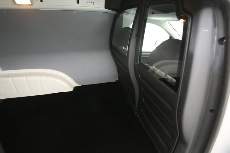 Vehicle Image 23